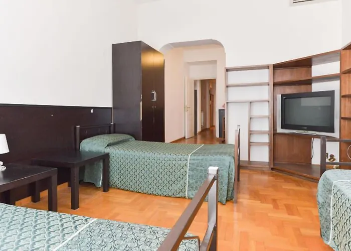 Beauty Hostel